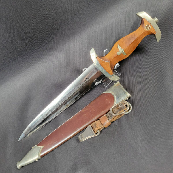 Early Gebr. Bohme Nachfl. Brotterode SA Dagger with Hanger